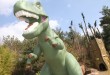 Ein fast echter Dinosaurier: Der Tyrannosaurus Rex im Playmobil Funpark misst stolze vier Meter und begrüßt Abenteurer mit furchterregendem Gebrüll.