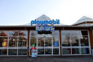 Die Playmobil Funpark Saisonkarte 2016 erhalten Sie exklusiv im Playmobil Funpark Shop.