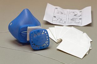 Smarte Idee: Die Playmobil Nase-Mund-Maske ist wiederverwendbar (Foto: Brandstätter Gruppe)